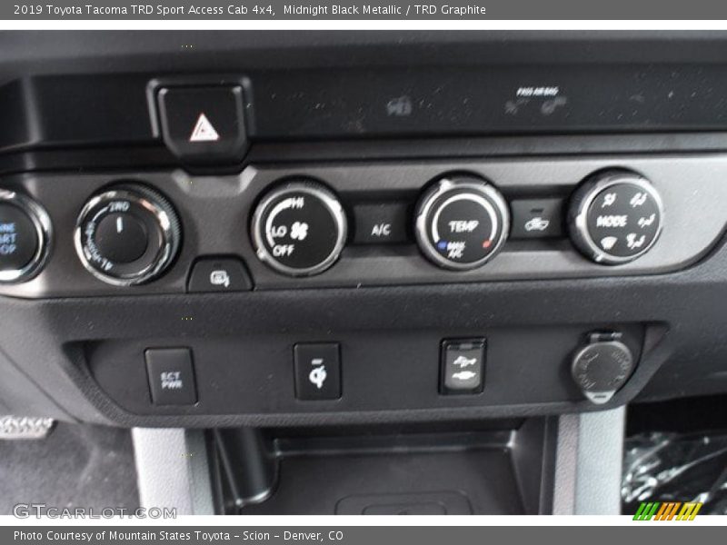 Midnight Black Metallic / TRD Graphite 2019 Toyota Tacoma TRD Sport Access Cab 4x4