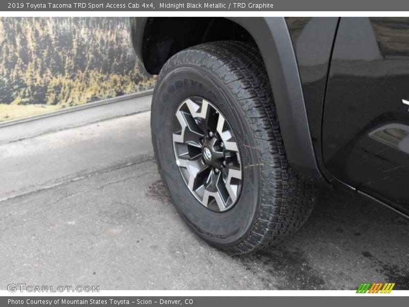 Midnight Black Metallic / TRD Graphite 2019 Toyota Tacoma TRD Sport Access Cab 4x4