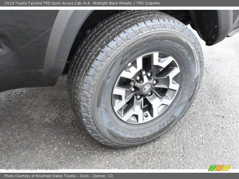Midnight Black Metallic / TRD Graphite 2019 Toyota Tacoma TRD Sport Access Cab 4x4