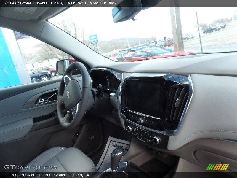 Cajun Red Tintcoat / Jet Black 2019 Chevrolet Traverse LT AWD