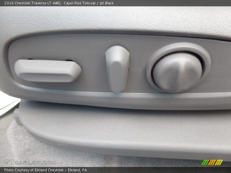 Cajun Red Tintcoat / Jet Black 2019 Chevrolet Traverse LT AWD