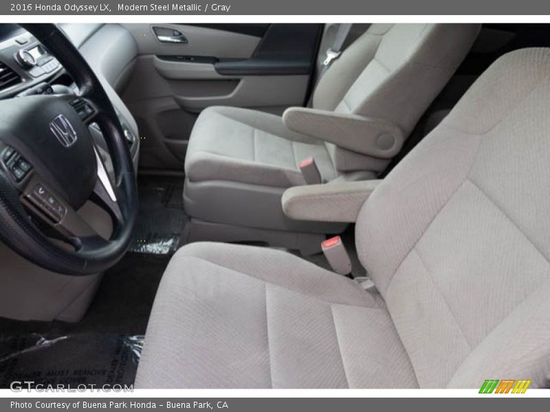 Modern Steel Metallic / Gray 2016 Honda Odyssey LX