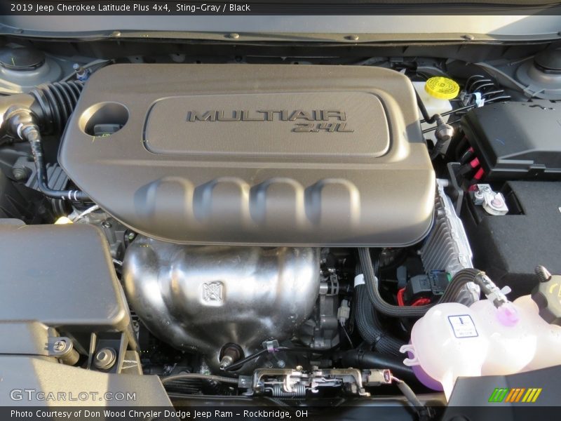 Sting-Gray / Black 2019 Jeep Cherokee Latitude Plus 4x4