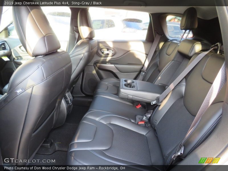 Sting-Gray / Black 2019 Jeep Cherokee Latitude Plus 4x4