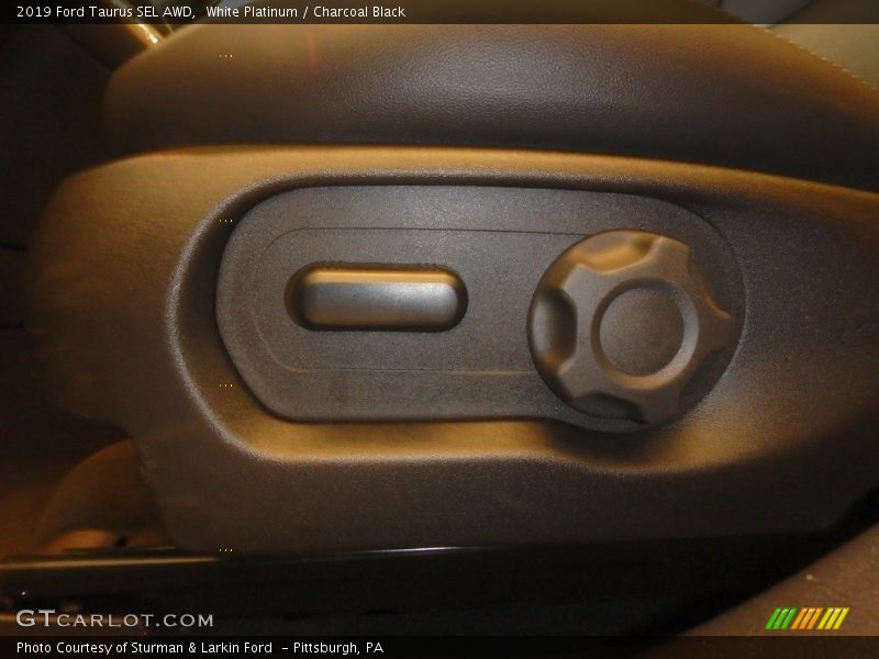 White Platinum / Charcoal Black 2019 Ford Taurus SEL AWD