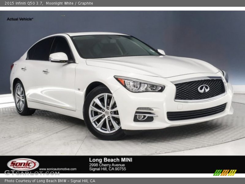 Moonlight White / Graphite 2015 Infiniti Q50 3.7