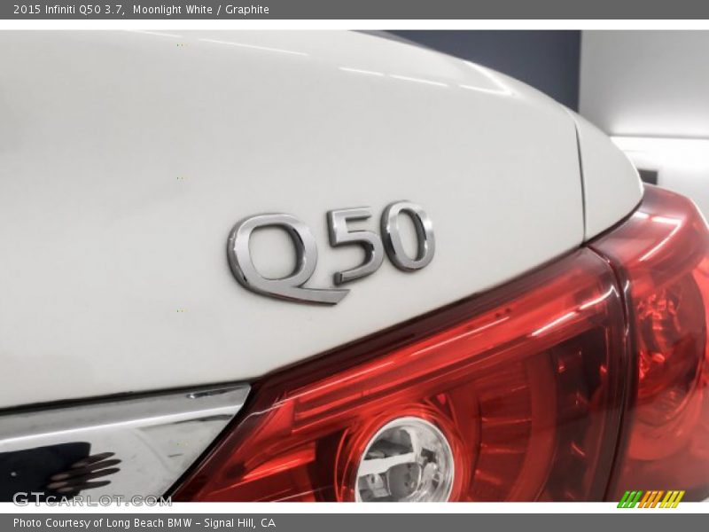 Moonlight White / Graphite 2015 Infiniti Q50 3.7