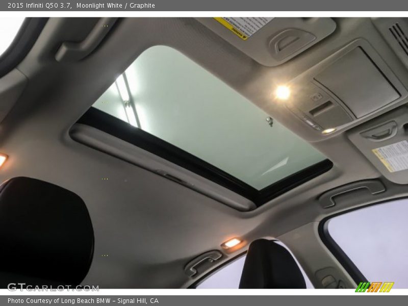 Moonlight White / Graphite 2015 Infiniti Q50 3.7