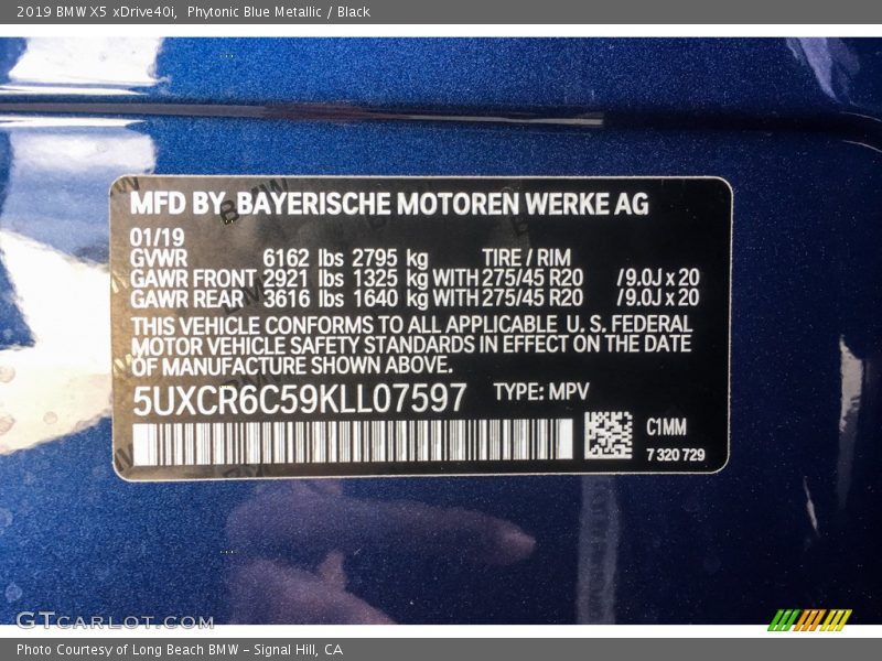 Phytonic Blue Metallic / Black 2019 BMW X5 xDrive40i
