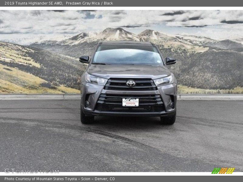 Predawn Gray Mica / Black 2019 Toyota Highlander SE AWD