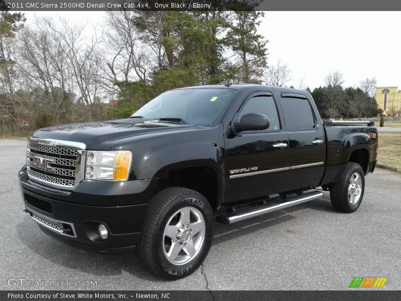 Onyx Black / Ebony 2011 GMC Sierra 2500HD Denali Crew Cab 4x4