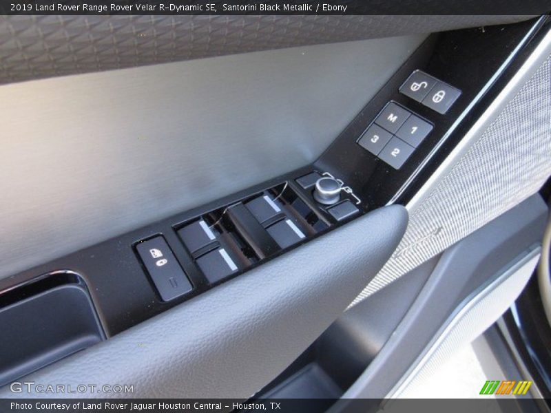 Santorini Black Metallic / Ebony 2019 Land Rover Range Rover Velar R-Dynamic SE