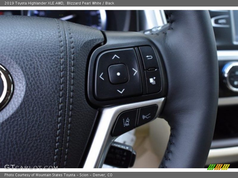 Blizzard Pearl White / Black 2019 Toyota Highlander XLE AWD