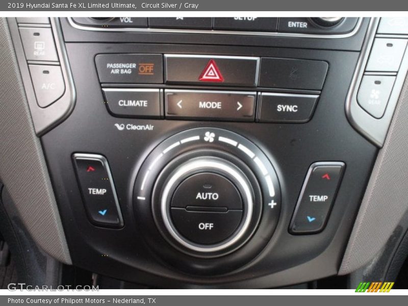 Circuit Silver / Gray 2019 Hyundai Santa Fe XL Limited Ultimate