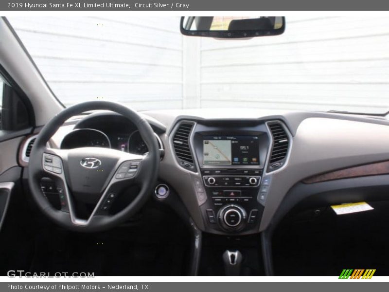 Circuit Silver / Gray 2019 Hyundai Santa Fe XL Limited Ultimate