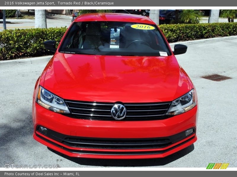 Tornado Red / Black/Ceramique 2016 Volkswagen Jetta Sport