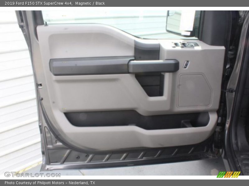 Magnetic / Black 2019 Ford F150 STX SuperCrew 4x4