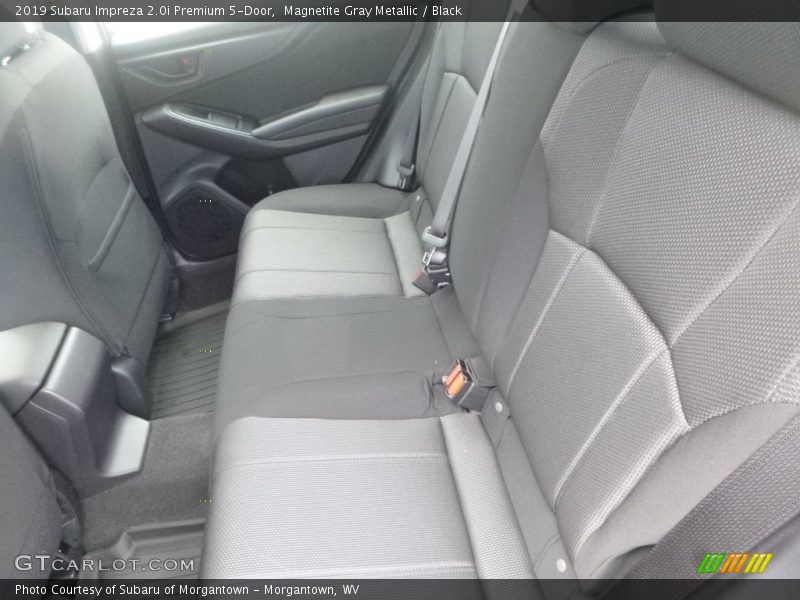 Magnetite Gray Metallic / Black 2019 Subaru Impreza 2.0i Premium 5-Door
