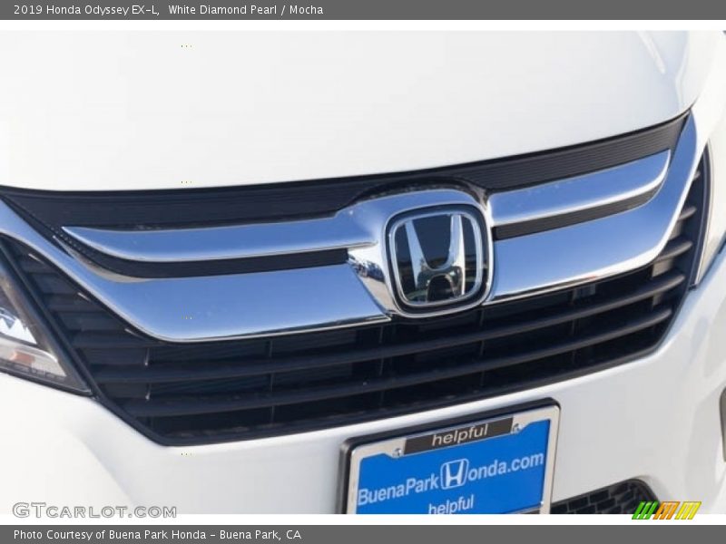 White Diamond Pearl / Mocha 2019 Honda Odyssey EX-L