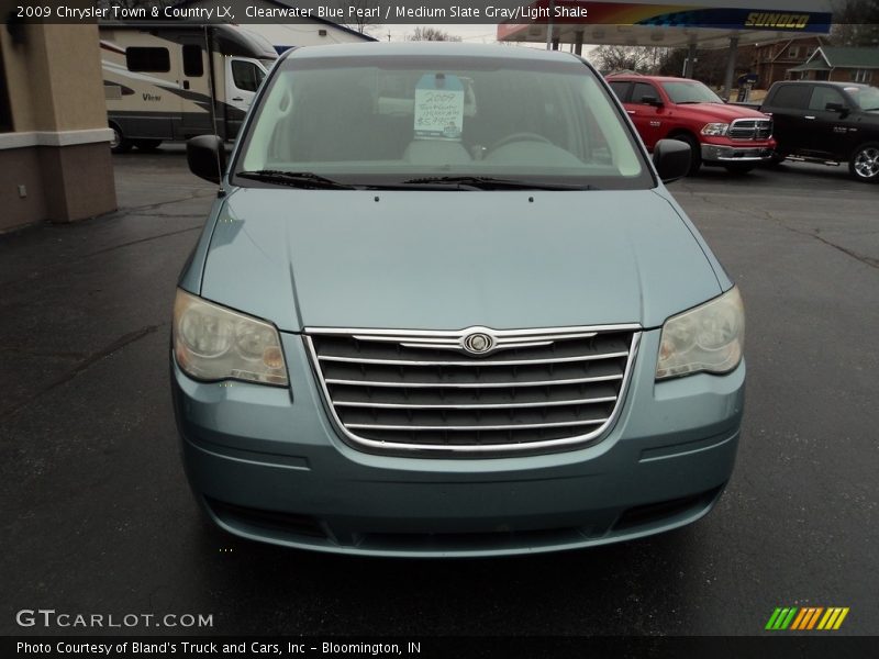 Clearwater Blue Pearl / Medium Slate Gray/Light Shale 2009 Chrysler Town & Country LX
