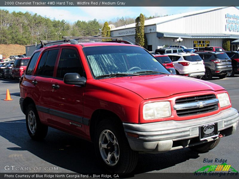 Wildfire Red / Medium Gray 2000 Chevrolet Tracker 4WD Hard Top