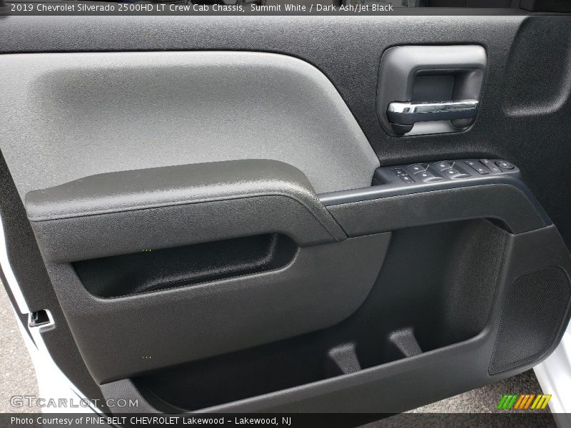 Summit White / Dark Ash/Jet Black 2019 Chevrolet Silverado 2500HD LT Crew Cab Chassis