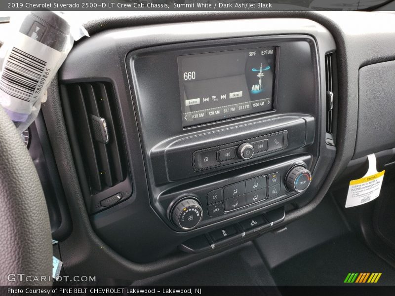 Summit White / Dark Ash/Jet Black 2019 Chevrolet Silverado 2500HD LT Crew Cab Chassis