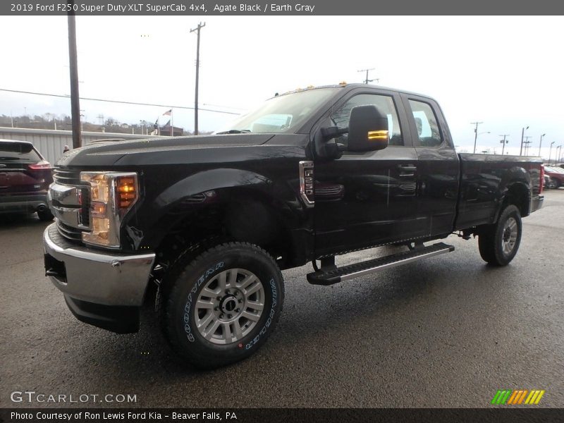 Agate Black / Earth Gray 2019 Ford F250 Super Duty XLT SuperCab 4x4
