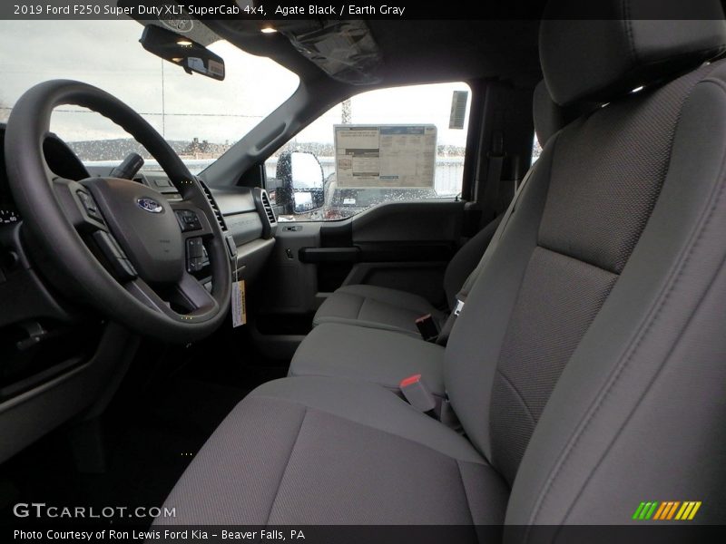 Agate Black / Earth Gray 2019 Ford F250 Super Duty XLT SuperCab 4x4