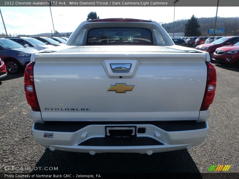 White Diamond Tricoat / Dark Cashmere/Light Cashmere 2012 Chevrolet Avalanche LTZ 4x4