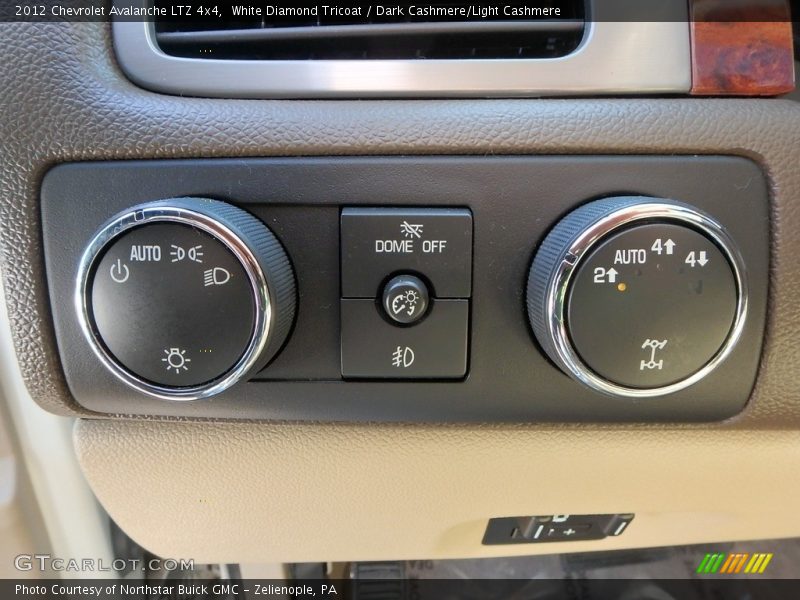 White Diamond Tricoat / Dark Cashmere/Light Cashmere 2012 Chevrolet Avalanche LTZ 4x4