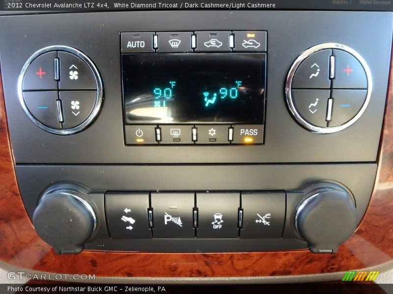 White Diamond Tricoat / Dark Cashmere/Light Cashmere 2012 Chevrolet Avalanche LTZ 4x4