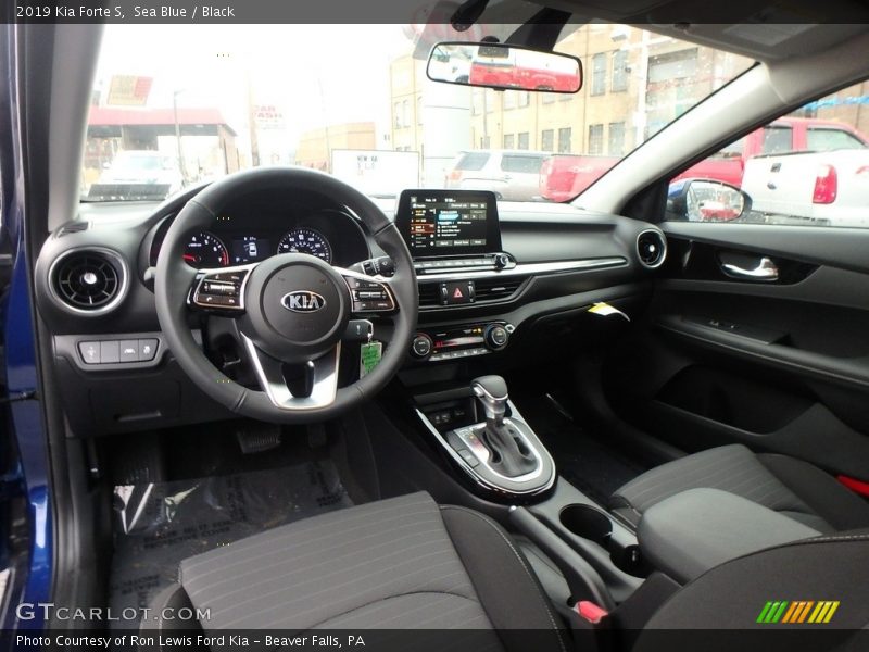 Sea Blue / Black 2019 Kia Forte S