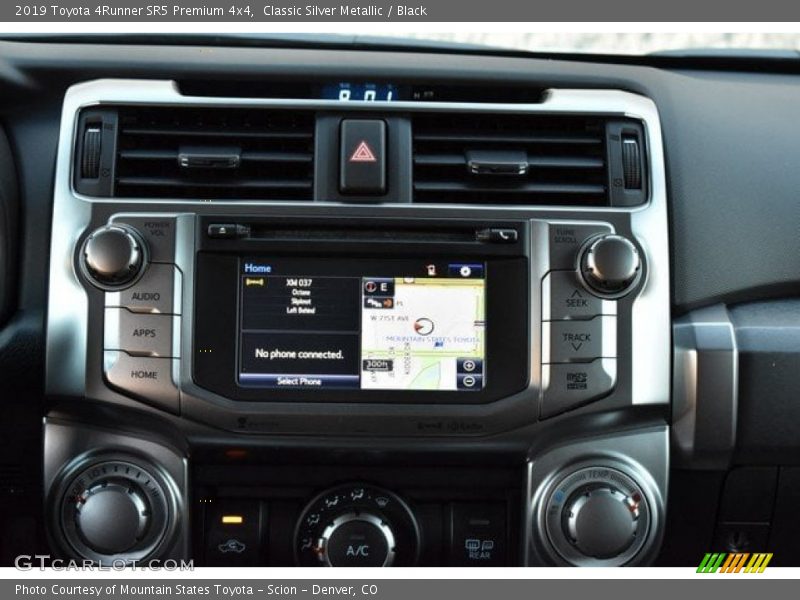 Classic Silver Metallic / Black 2019 Toyota 4Runner SR5 Premium 4x4