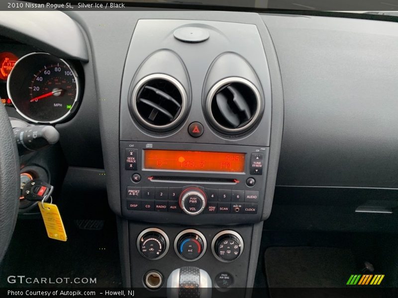 Silver Ice / Black 2010 Nissan Rogue SL