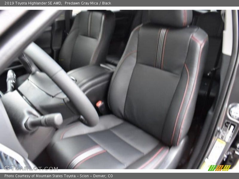 Predawn Gray Mica / Black 2019 Toyota Highlander SE AWD