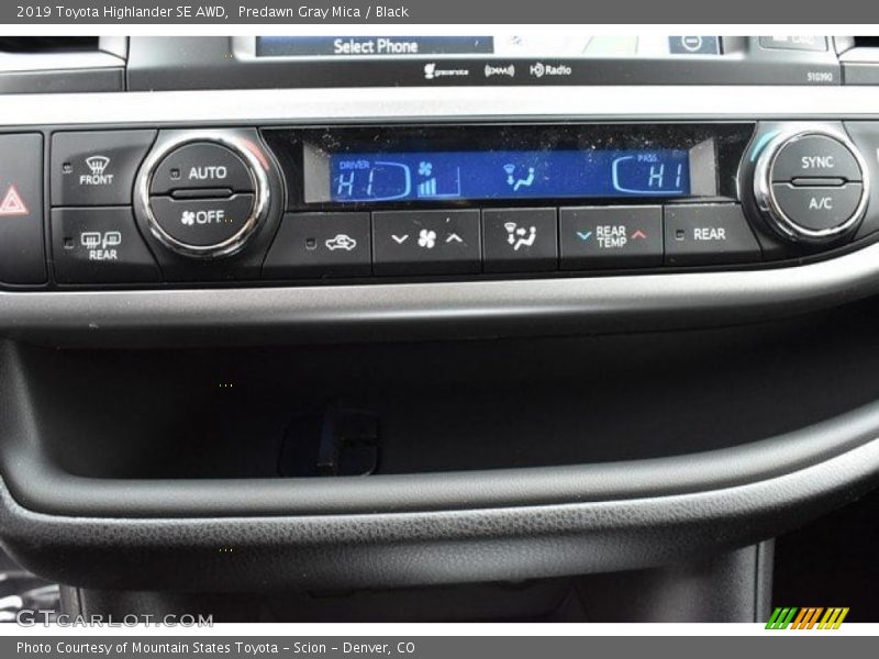 Predawn Gray Mica / Black 2019 Toyota Highlander SE AWD