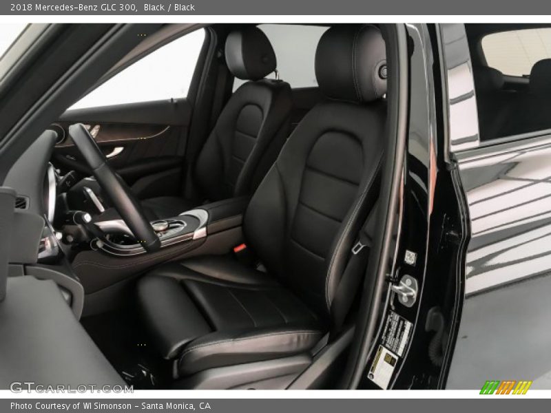 Black / Black 2018 Mercedes-Benz GLC 300