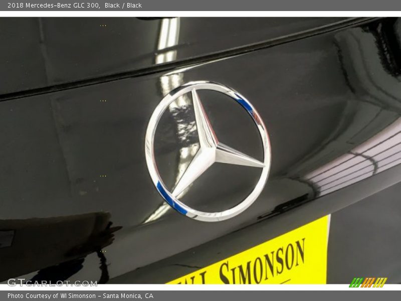 Black / Black 2018 Mercedes-Benz GLC 300