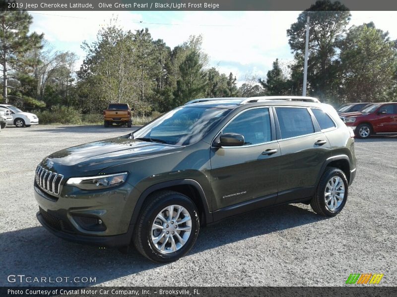 Olive Green Pearl / Black/Light Frost Beige 2019 Jeep Cherokee Latitude