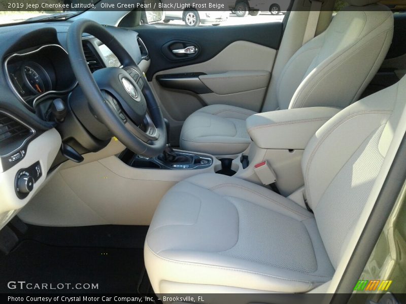 Olive Green Pearl / Black/Light Frost Beige 2019 Jeep Cherokee Latitude