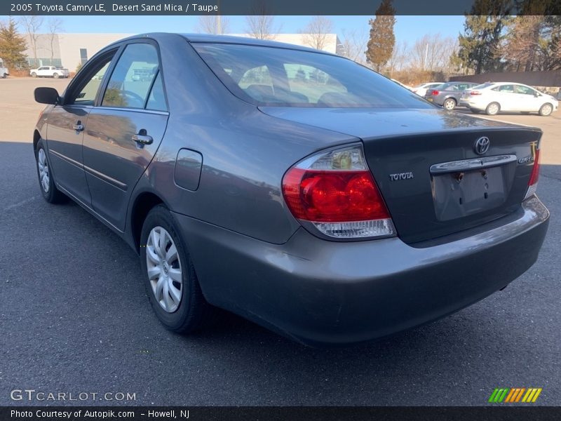 Desert Sand Mica / Taupe 2005 Toyota Camry LE