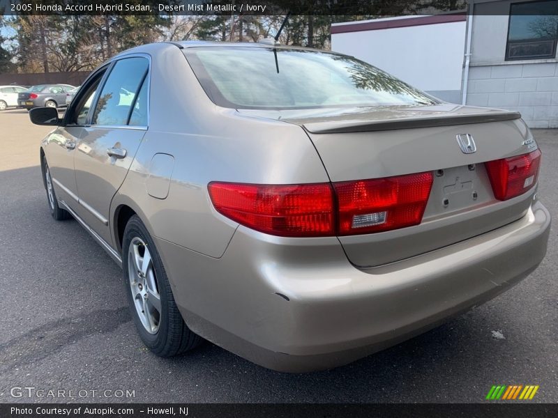 Desert Mist Metallic / Ivory 2005 Honda Accord Hybrid Sedan