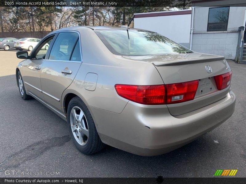 Desert Mist Metallic / Ivory 2005 Honda Accord Hybrid Sedan