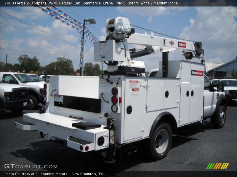 Oxford White / Medium Stone 2008 Ford F550 Super Duty XL Regular Cab Commercial Crane Truck