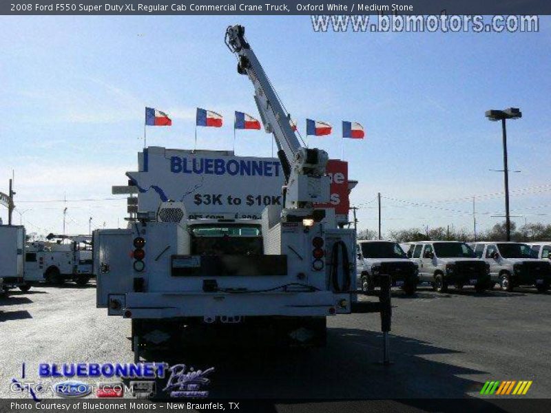 Oxford White / Medium Stone 2008 Ford F550 Super Duty XL Regular Cab Commercial Crane Truck