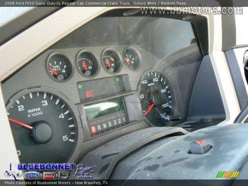 Oxford White / Medium Stone 2008 Ford F550 Super Duty XL Regular Cab Commercial Crane Truck