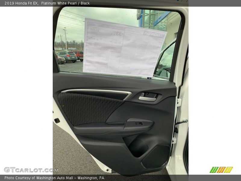 Platinum White Pearl / Black 2019 Honda Fit EX
