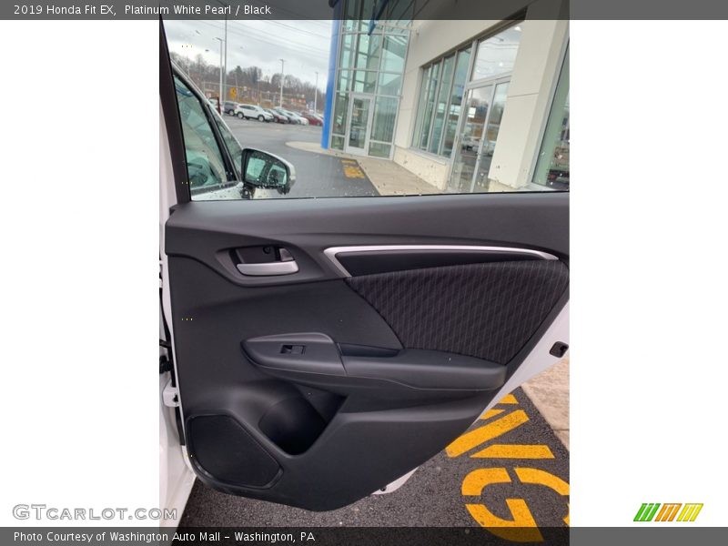 Platinum White Pearl / Black 2019 Honda Fit EX