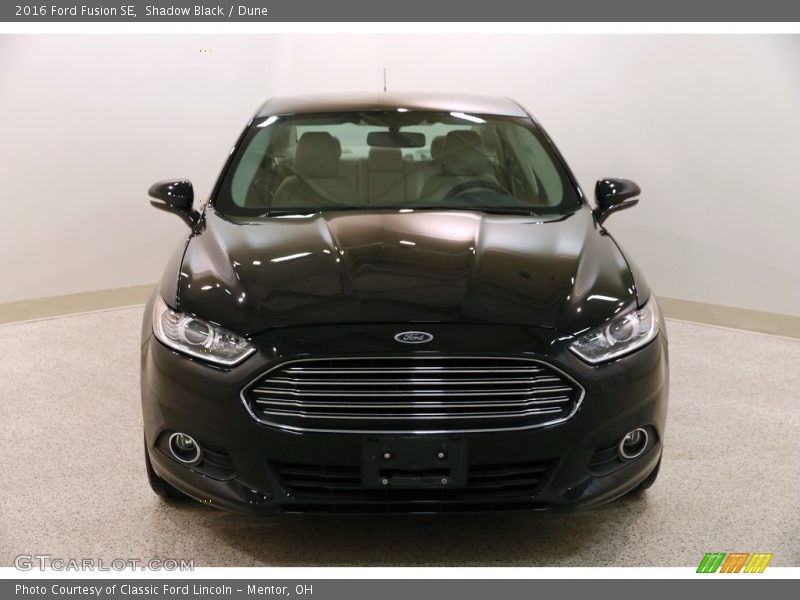 Shadow Black / Dune 2016 Ford Fusion SE